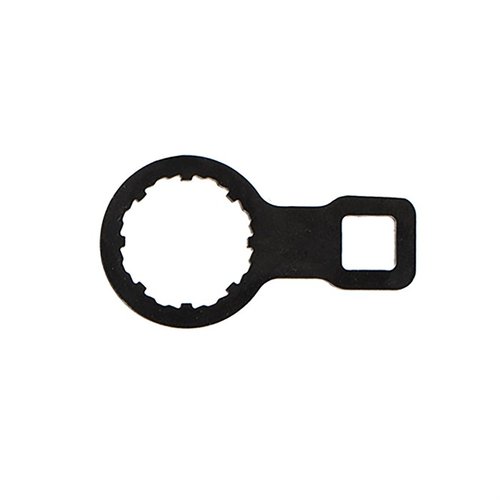 La llave SOLUS Barrel Nut Wrench de AERO PRECISION, fabricada en acero 4140, es ideal para torquear o quitar un cañón sin hombros. ¡Un imprescindible!