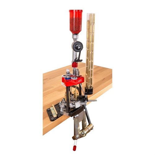 Descubre el SIX PACK PRO PRESS KIT: prensa progresiva con 6 estaciones, sistema automático de inserción y eyección de cartuchos, ¡y fácil cambio de calibración!