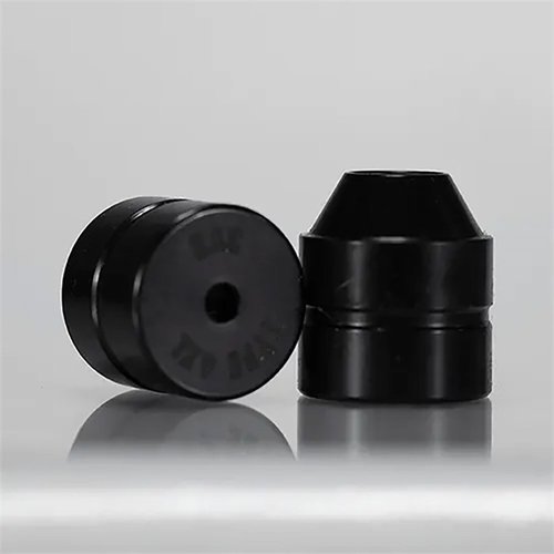 La INFINITY APS Die es la única herramienta que necesitas para recargar cartuchos desde 223 Remington hasta 338 Lapua Magnum, con 6 puntas y 2 manguitos.