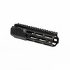El Handguard MOD 4 de Aero Precision combina construcción robusta en aluminio 6061-T6, diseño ergonómico y sistema M-LOK™ para personalizar tu AR-15.