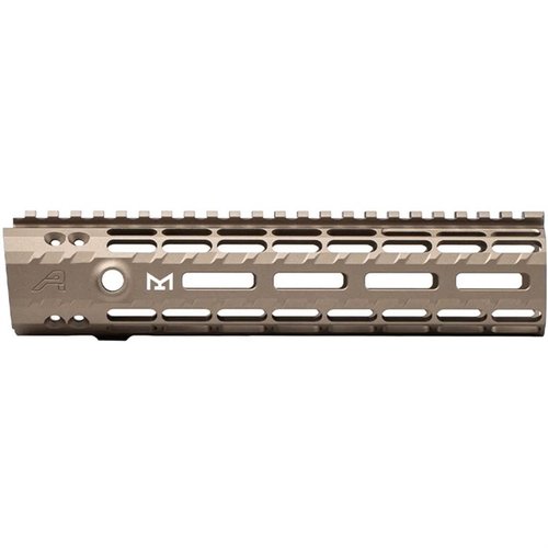Los handguards M-LOK de Aero Precision ofrecen un diseño ligero y libre de flotación, con características como rieles continuos y sockets de desconexión rápida.