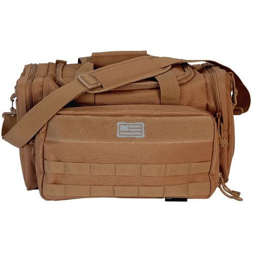 La TACTICAL BASIC RANGE BAG ofrece acceso rápido a tu equipo, fabricada en poliéster duradero, con múltiples compartimentos y diseño MOLLE para máxima organización.