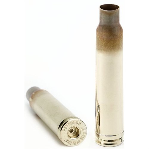 La munición 338 Winchester Magnum Brass de Peterson ofrece precisión, durabilidad y consistencia, ideal para recargas de alto rendimiento y precisión a larga distancia.
