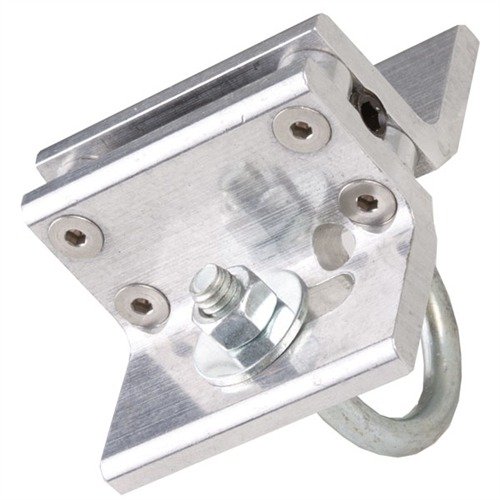 Con la Guía de Sellos de Acero LA BOUNTY, alinear tus sellos es fácil, asegurando marcas rectas y espaciadas, perfectas para tus cañones.