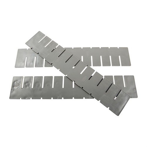 Las cubiertas claras protegen tus Poly Bench Boxes, mientras que los divisores crean compartimentos para organizar tus herramientas y accesorios.