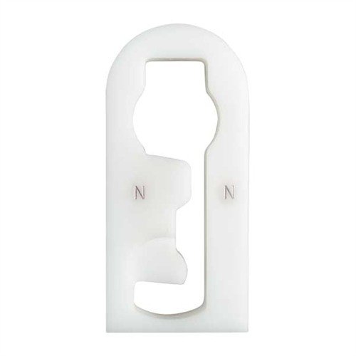 Evita que el marco se deforme con inserts ajustados que distribuyen la fuerza uniformemente; inserts de Delrin intercambiables para un ajuste perfecto.