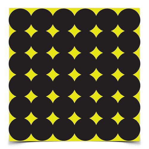 Los objetivos autoadhesivos SHOOT-N-C explotan en color al impacto, ofreciendo visibilidad excelente y retroalimentación instantánea para tus disparos.