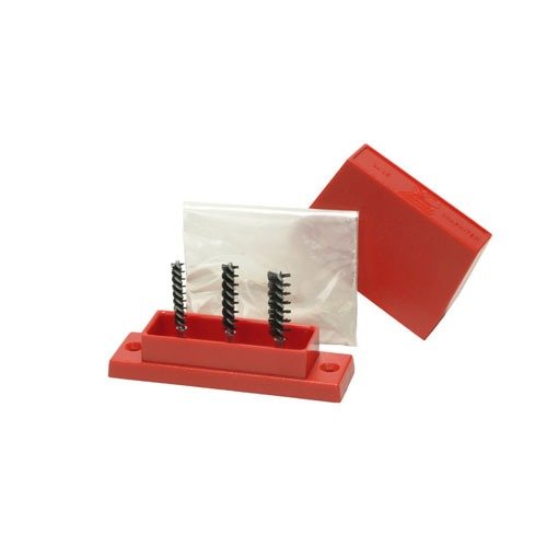 El Forster Case Graphiter reduce la fricción del expander ball, limpia y lubrica cuellos de cases de 22 a 35 cal. Procesa hasta 3,000 cases con mica.