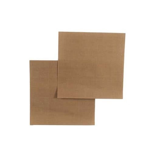 Mejora la suavidad al deslizar tu rifle en las bolsas y protege la superficie del stock con el TRU-KOTE BENCHREST STOCK TAPE, disponible en dos tipos.