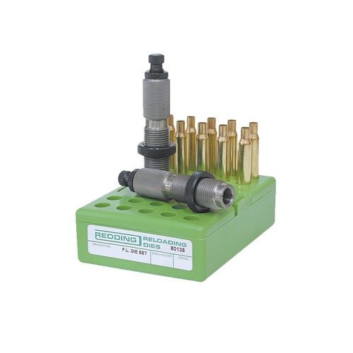 Los juegos de dies Redding FL incluyen el die de tamaño completo y el die de asentar estándar, ideales para una recarga precisa del 7MM-08 Remington.