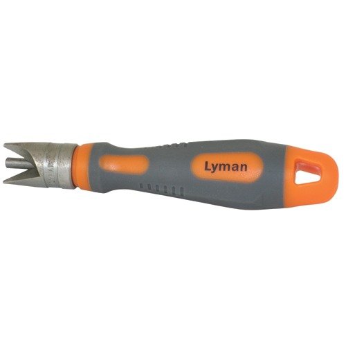 El Lyman Outside Chamfer Tool es ideal para desbarbar y chaflanear bocas de cartuchos, con un diseño ergonómico y compatible con calibres de .17 a .45.