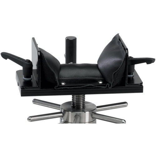 El top de descanso SINCLAIR A/P se ajusta fácilmente a cualquier forend, incluye un saco reversible y permite una gran versatilidad para tus rifles.