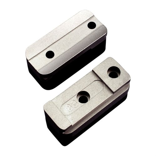 Las bases Talley para Remington 700 aseguran que tu visor se mantenga firme gracias a su diseño con doble hombro de retroceso, ideales para disparos fuertes.