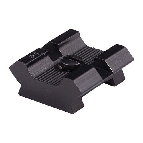 Las bases de aluminio ligeras de WEAVER se adaptan a rifles, escopetas y pistolas de largo alcance, ideales para mejorar tu puntería y estabilidad.