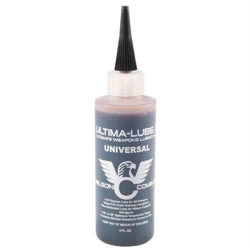 UNIVERSAL LUBE II de WILSON COMBAT es una grasa/aceite multiusos que previene el desgaste y la fricción, ideal para armas en temperaturas de 20° a 50°F.